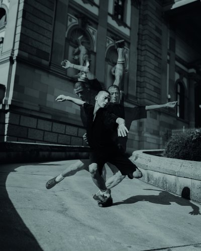 Laura Diegelmann April-Motiv von Laura Diegelmann